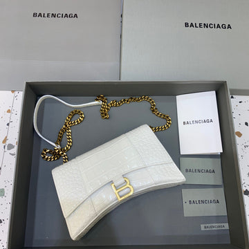 Top Quality Hourglass Wallet On Chain in White, For Women,  Bags 9in/23cm