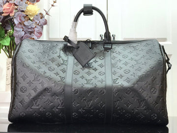 Top Quality Keepall BandouliÃ¨re 50 Monogram Shadow For Men, Travel Bags 19.7in/50cm Top Quality M44810