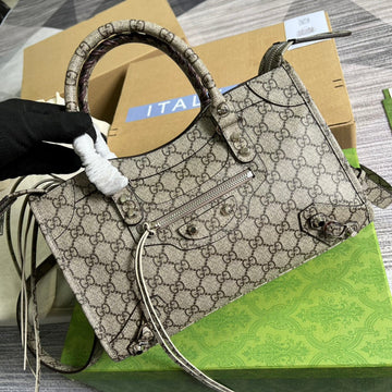 Top Quality -  Bags - 1621