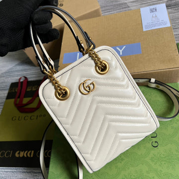 Top Quality -  Bags - 1335