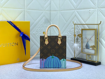 EN - Luxury Bags LUV 821