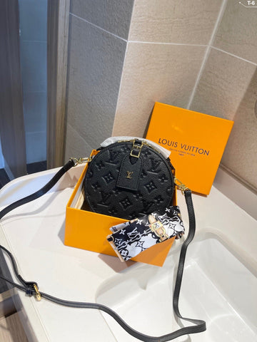 EN - New 1:1 rep  Bags LUV 495