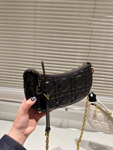 EN - Luxury Bags DIR 373