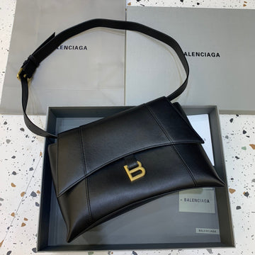 Top Quality Downtown MeTop Qualityum Shoulder Bag In Black, For Women,  Bags 12.6in/32cm