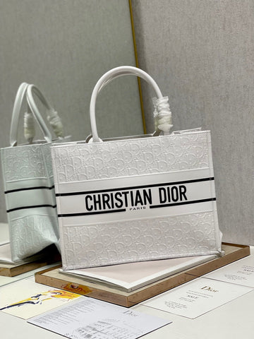 Top Quality  MeTop Qualityum Book Tote White, For Women, WomenÂs Handbags 14in/36cm CD