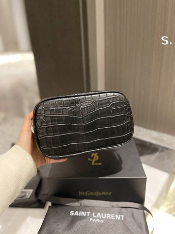EN - New 1:1 rep  Bags SLY 212