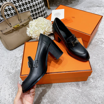 Luxury Shoes - Top QualityS - 551
