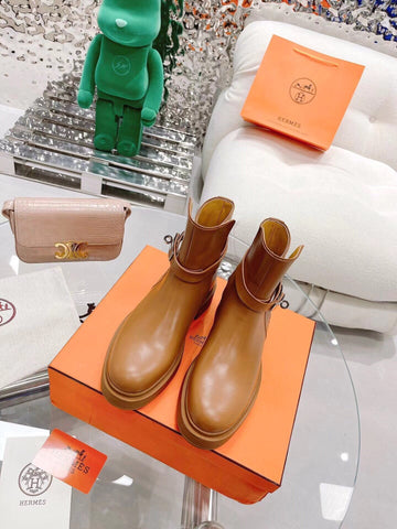 Luxury Shoes - Top QualityS - 670
