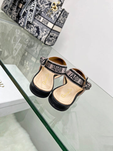 Luxury Shoes - Top QualityR - 425